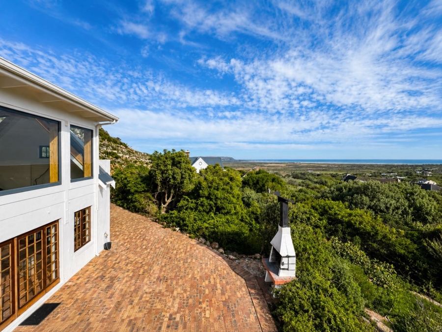 To Let 2 Bedroom Property for Rent in Crofters Valley Western Cape